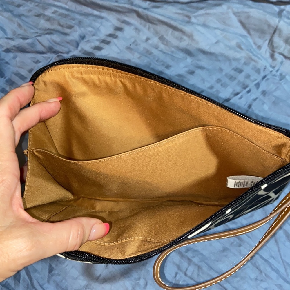 Fossil Eliza Wristlet New With Tags - image 6